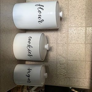 Kitchen containers